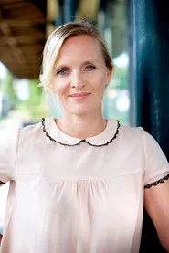 Photo of Mirja Mahir as Mutter