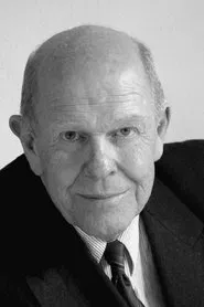 Photo of Peter Cartwright as Court Judge