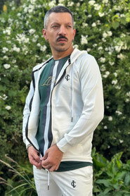 Photo of Dinis Costa as Vitor "Macaco"