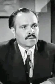 Photo of José Muñoz as Sargento Sánchez