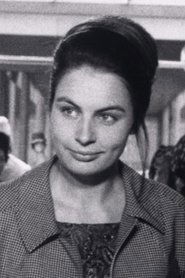 Photo of Barbara Dennek as Young Tourist