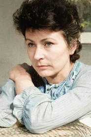 Photo of Pavlina Mani as Mësuese muzike