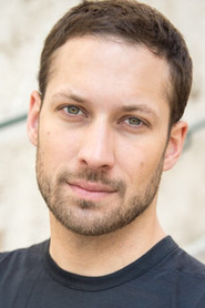 Photo of Maxime Pambet as Julien