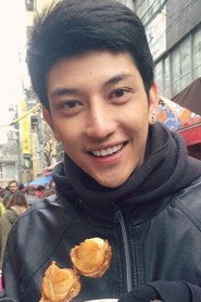 Photo of Sakdinan Chusuwan as Gun
