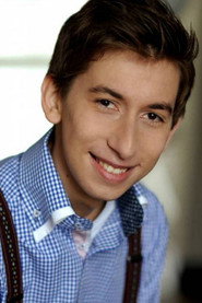 Photo of Oliver Ewy as Antonio Ligabue Jr.