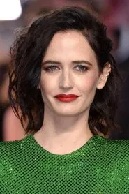 Photo of Eva Green as Vesper Lynd