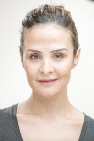 Photo of Lenika Arfani