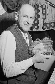 Photo of Alfred Rasser as Viggi Störteler