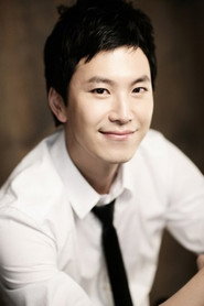 Photo of Park Ji-hwan as Waiter