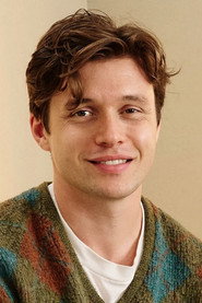 Photo of Nick Robinson as Elias Teller