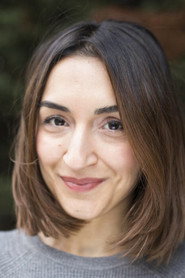 Photo of Özge Özel as Özge