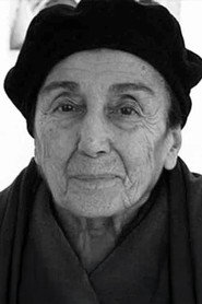 Photo of Güzin Dino as Ayşe