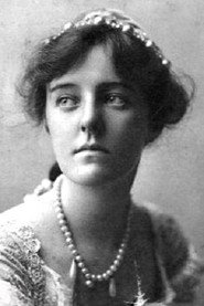 Photo of Gertrude Norman as Mrs. Daw