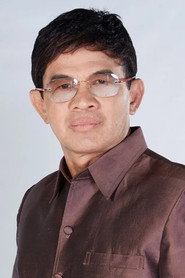 Photo of Direk Amattayakul as Dr. Kriangkrai