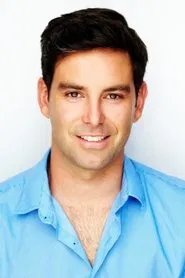 Photo of Ben Mortley as Leon Murphey