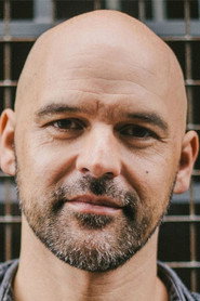 Photo of Conrad Westmaas as Nana/Avvocato