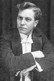Photo of Frank Dae as Colonel Jefferson