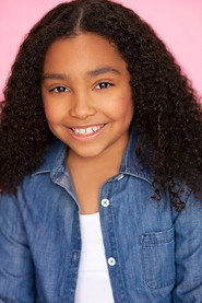 Photo of Ayla Rae Neal as Ava / Queen Bee