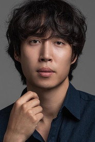 Photo of Lee Kyeong-uk as Hyeon Poong
