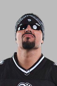 Photo of Matt Barela as Boss Fight Zalien