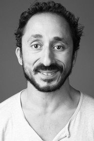 Photo of Estêvão Antunes as Taxista