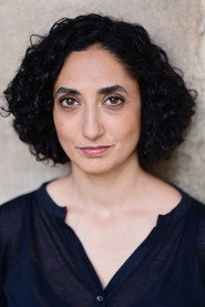 Photo of Ariella Hirshfeld as Selmas Mutter