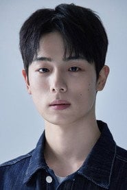 Photo of Ki Myeong-je as Kang Min