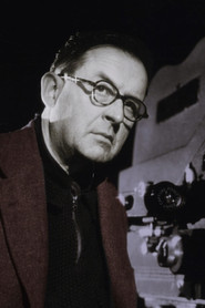 Photo of Alberto Cavalcanti as Astronomer