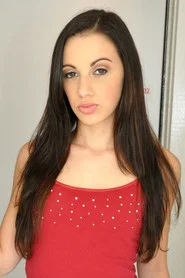 Photo of Ashlynn Taylor