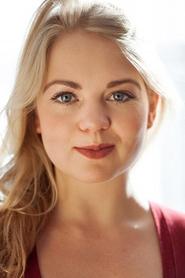 Photo of Zoe Thorne as Theny Thorn