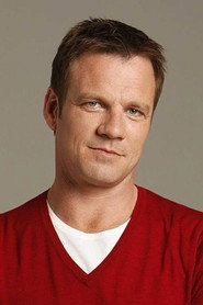Photo of Sandy Winton as Jeremy Maitland