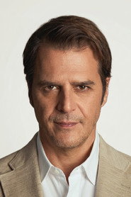 Photo of Mehmet Günsür as Erhan