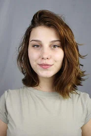 Photo of Gabriella Andrade as Estela