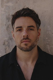 Photo of Erik Tonelli as Friend 2