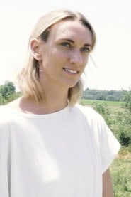 Photo of Melinda Nanovsky as Lauren Harris / Reporter