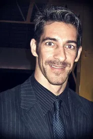 Photo of Erik Markus Schuetz as Gary