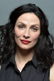 Photo of Joanne Kelly as Liberty Kaufman