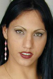 Photo of Jennifer Heloizy