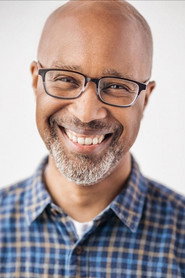 Photo of Steve Harper as Dr. Frank