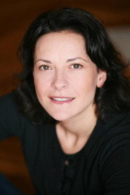 Photo of Florence d'Azémar as Catherine