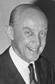 Photo of Chris Baay as Ambtenaar / Verteller