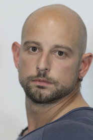 Photo of Óscar Torrecillas as Omar