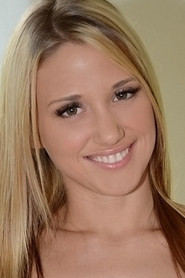 Photo of Shelby Paige