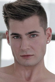 Photo of Ezra Gibson