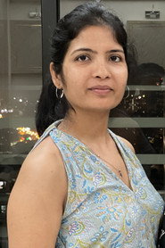 Photo of Ruma Roy as Tania