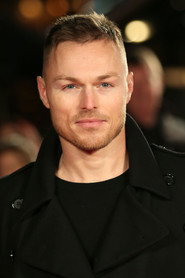 Photo of Andrew Hayden-Smith as Jake Simmonds