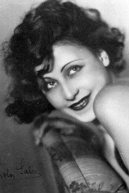 Photo of Lola Salvi as Marisa