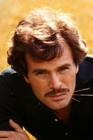Photo of Fábio Tomasini as Dr. Carlos de Souza Queiroz