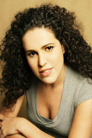 Photo of Camila Vaz as Rosana
