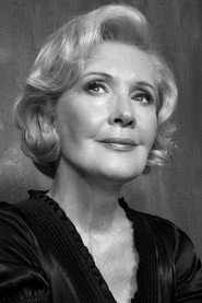 Photo of Andrée Lachapelle as Psychiatrist